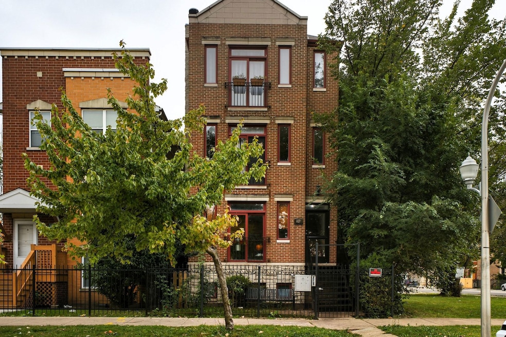 For Rent $2,100/month