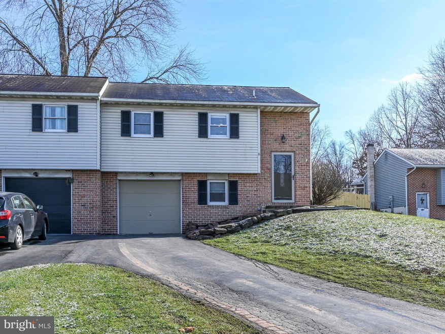 6 Sycamore Cir, Stevens, PA 17578 - photo 1
