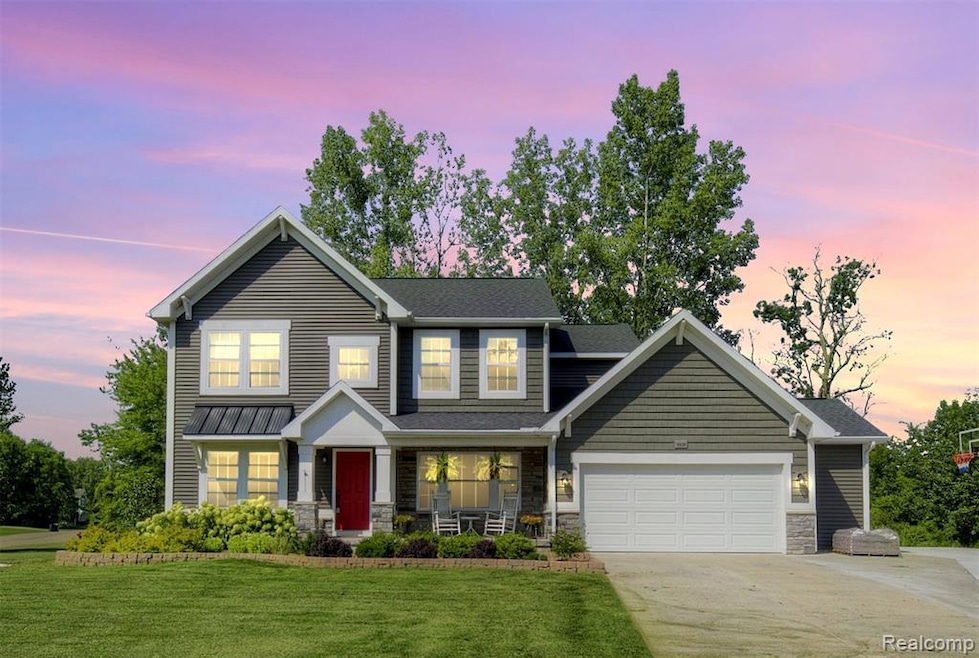 Pending $589,900 • Co-Listing Agent