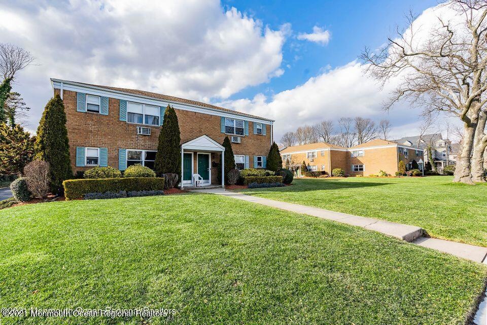 728 Greens Ave.