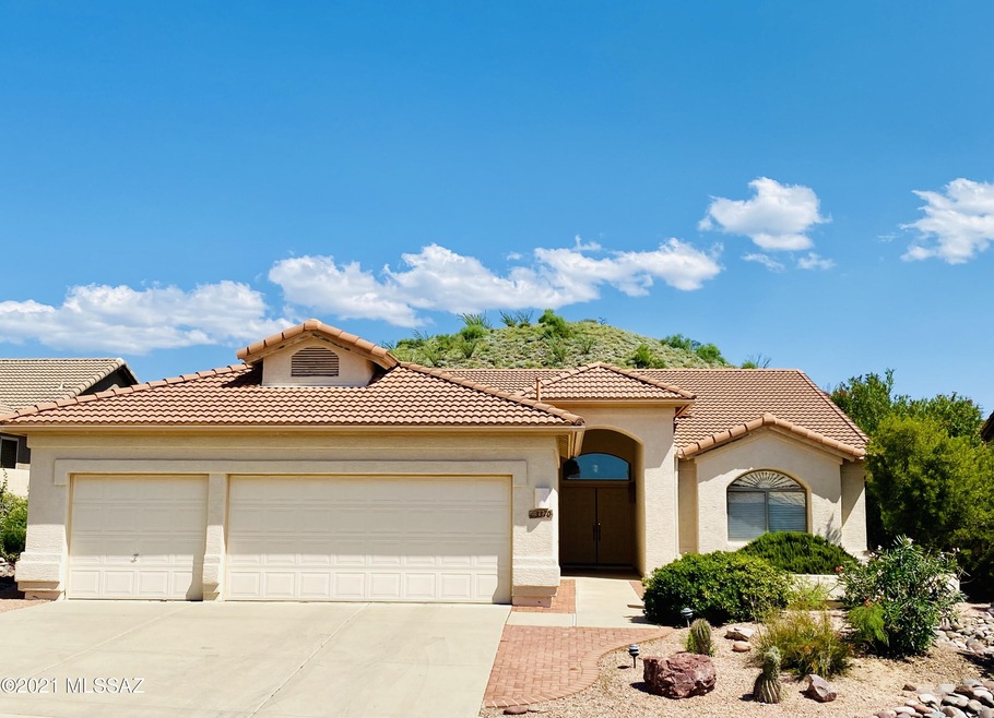 63370 E. Whispering Tree Lane