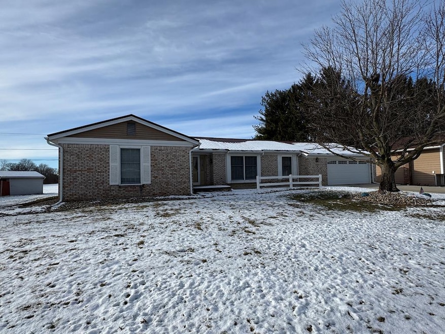 1555 Rosedale Ave, Bucyrus, OH 44820 - photo 1