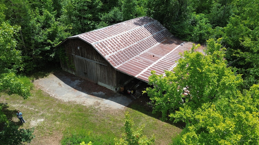 9999 Mountain View Rd, Williamsburg, KY 40769 - photo 1