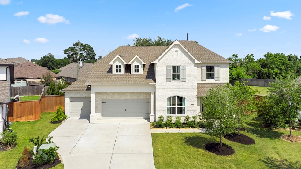 Welcome home! Beautiful curl appeal - white brick home, 3 car garage, well maintained landscaping and much more!