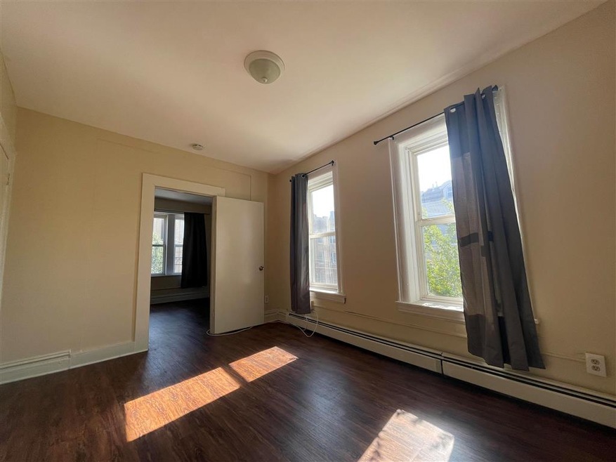 107 Baldwin Ave unit 2L, Jersey City, NJ 07306 - photo 1
