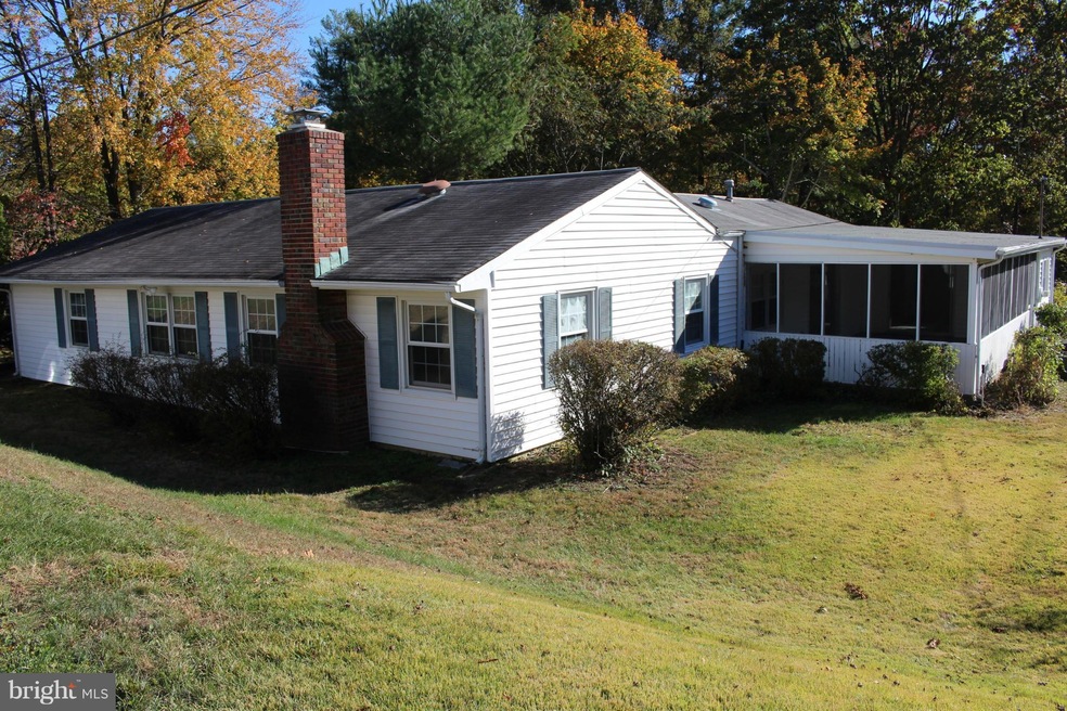 12700 Hoven Ln, Bowie, MD 20716 - photo 1