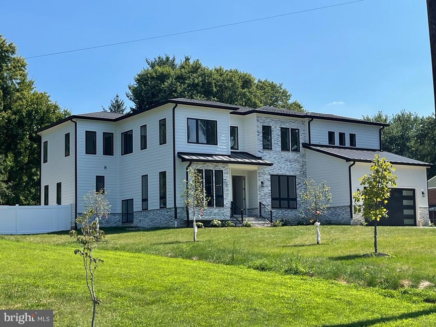 3910 Estel Rd, Fairfax, VA 22031 - photo 1