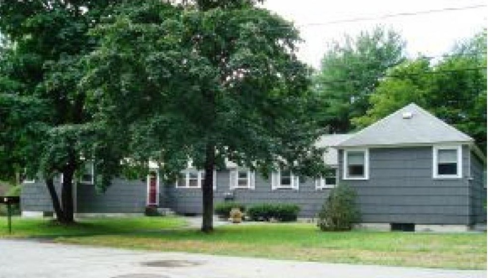 9-11 Thomas St, Concord, NH 03301 - photo 1