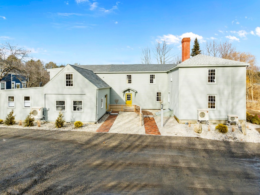 10 Independence Dr unit 2, Freeport, ME 04032 - photo 1