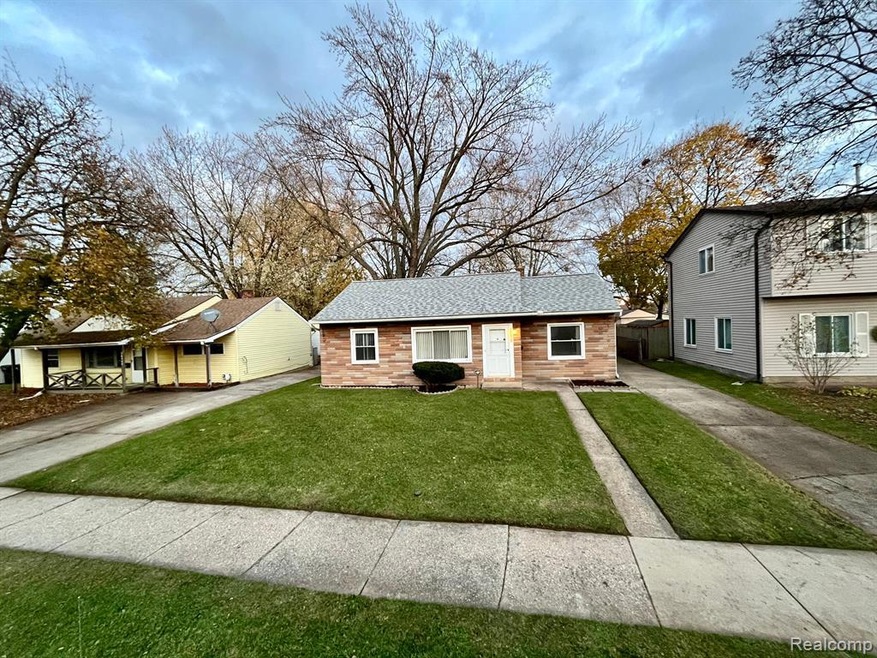 26520 Belanger St, Roseville, MI 48066 - photo 1