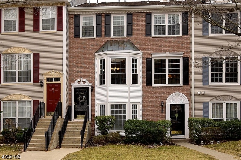 282 Larch Ln unit 3E, Mahwah, NJ 07430 - photo 1
