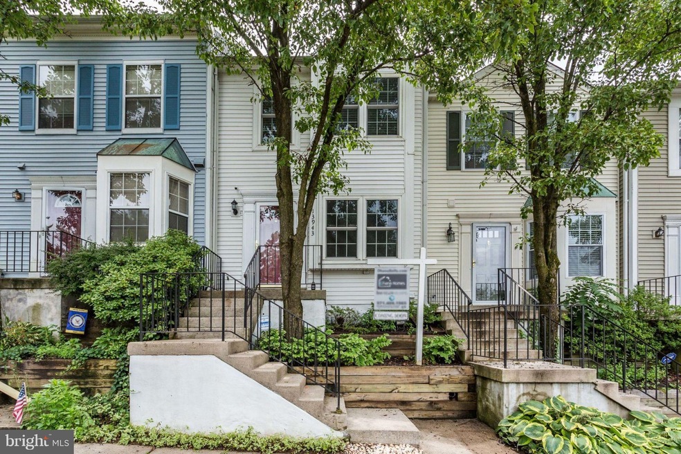 13943 Big Yankee Ln, Centreville, VA 20121 - photo 1