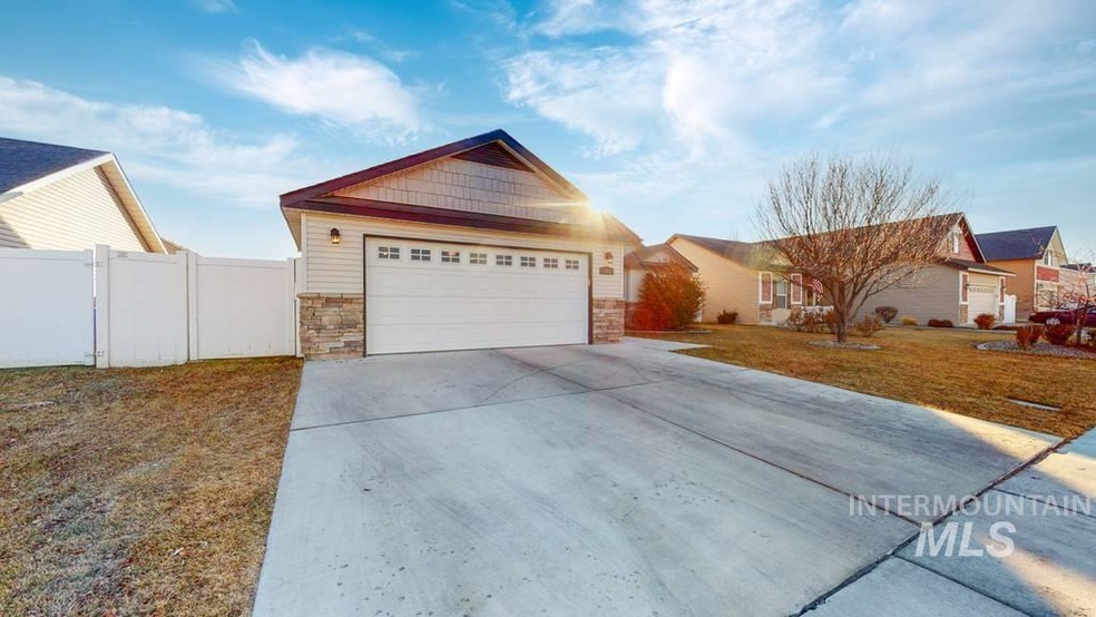 1073 Starlight Loop, Twin Falls, ID 83301 - photo 1