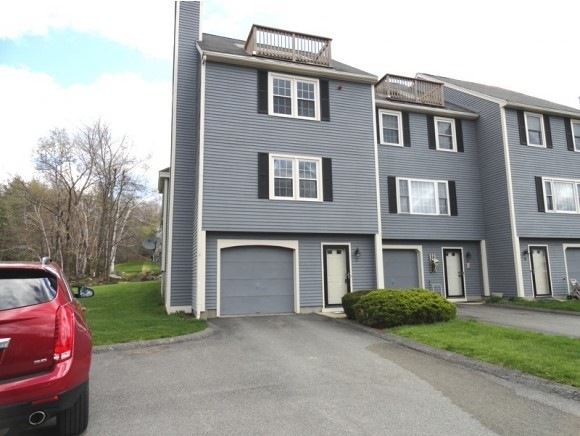 37 Riviera Rd, Hudson, NH 03051 - photo 1