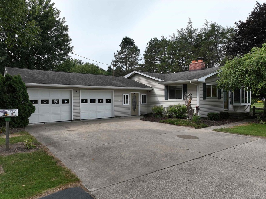 6950 Curtis Rd, Bridgeport, MI 48722 - photo 1