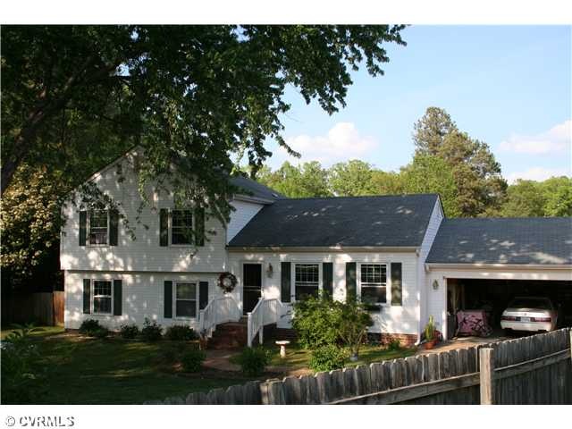Exterior Front - No Maintenence home with full 2-c