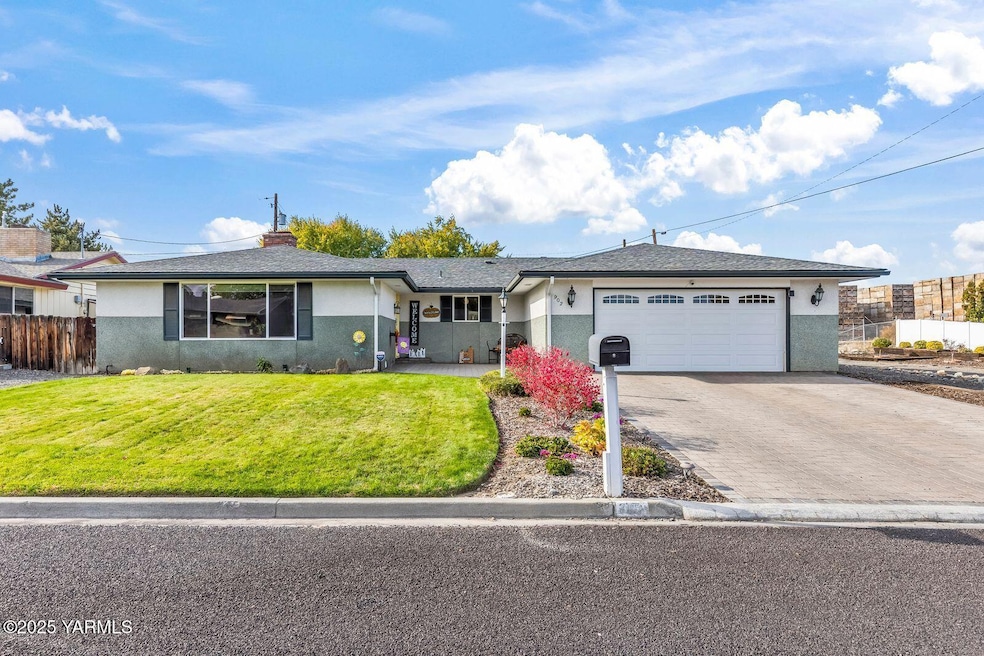 902 S 50th Ave, Yakima, WA 98908 - photo 1