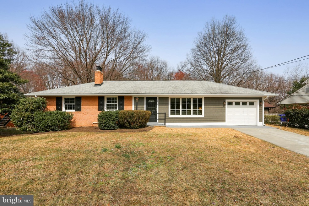 2816 Shanandale Dr, Silver Spring, MD 20904 - photo 1