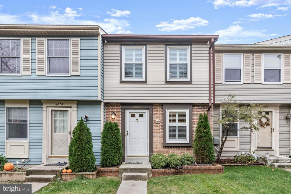 6024 Rowanberry Dr, Elkridge, MD 21075 - photo 1