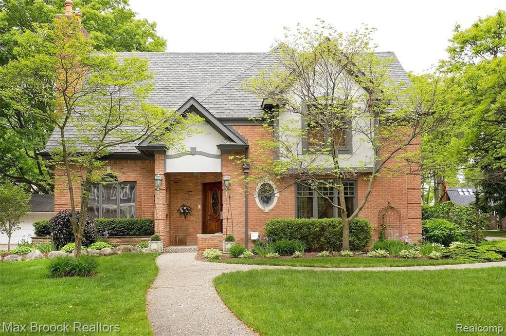 Suffield_exteriors-2.jpg
