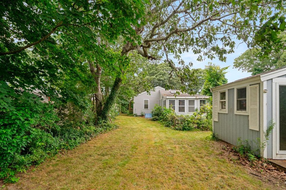 9 Hannah's Way, Edgartown, MA 02539 - photo 1