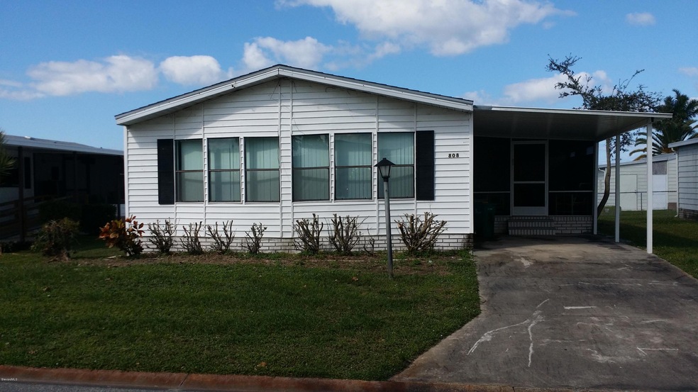 808 Hyacinth Cir, Sebastian, FL 32976 - photo 1