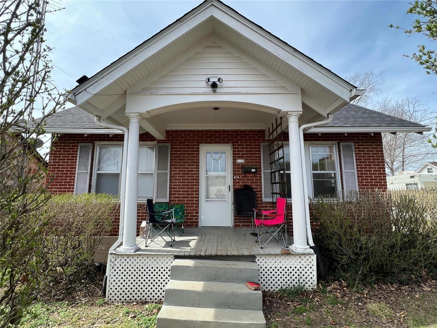 103 N Olive St, Rolla, MO 65401 - photo 1