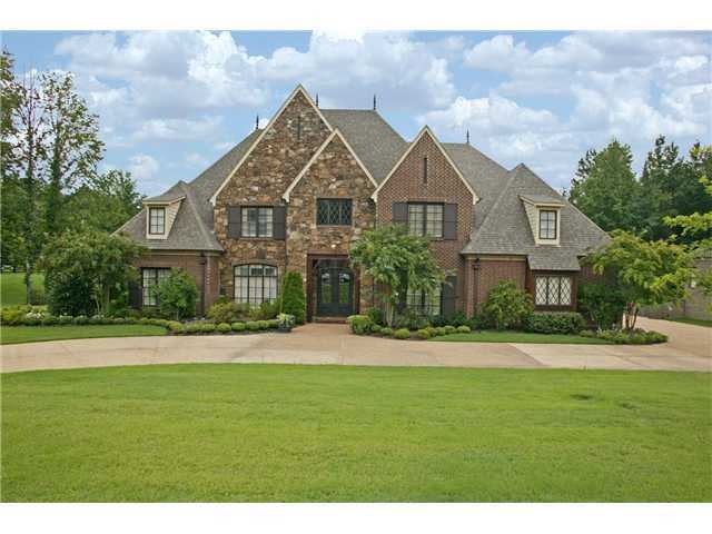 Brick and Stone Combo, Fresh Exterior Paint, Cedar
