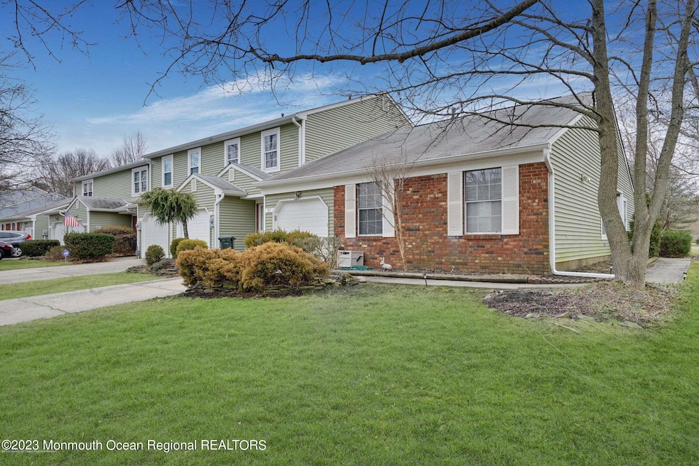 Sold $415,000 • Co-Listing Agent