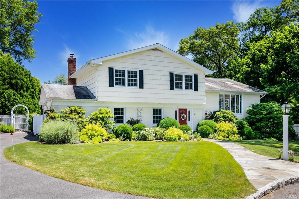 3 Doreen Place, Harrison, NY 10528 - photo 1