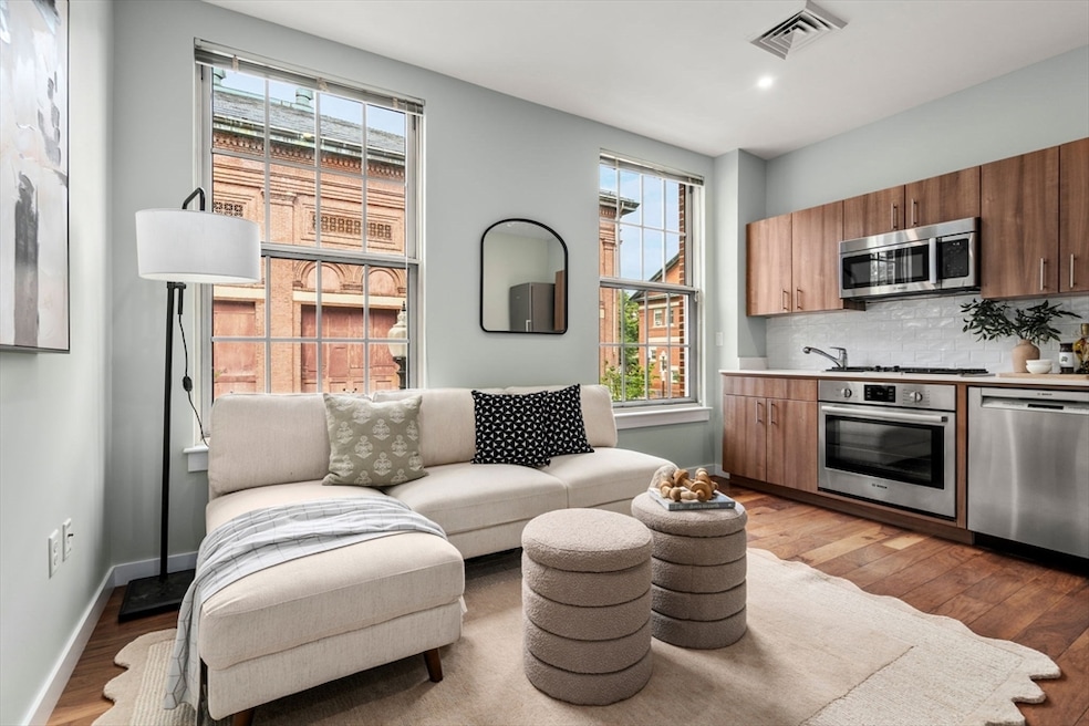 Starboard Place unit 207, Boston, MA 02129 - photo 1