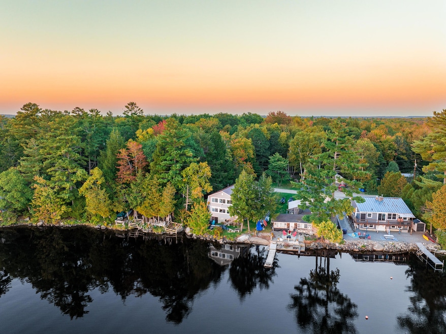 111 Birch Tree Dr, Hudson, ME