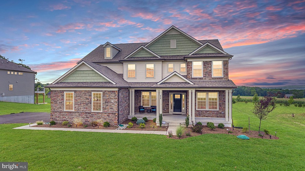 636 Bennett Ln, Perkasie, PA 18944 - photo 1