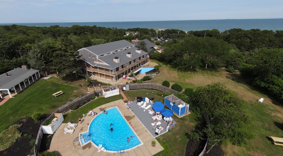 21 Island Inn Rd unit 33, Oak Bluffs, MA 02568 - photo 1