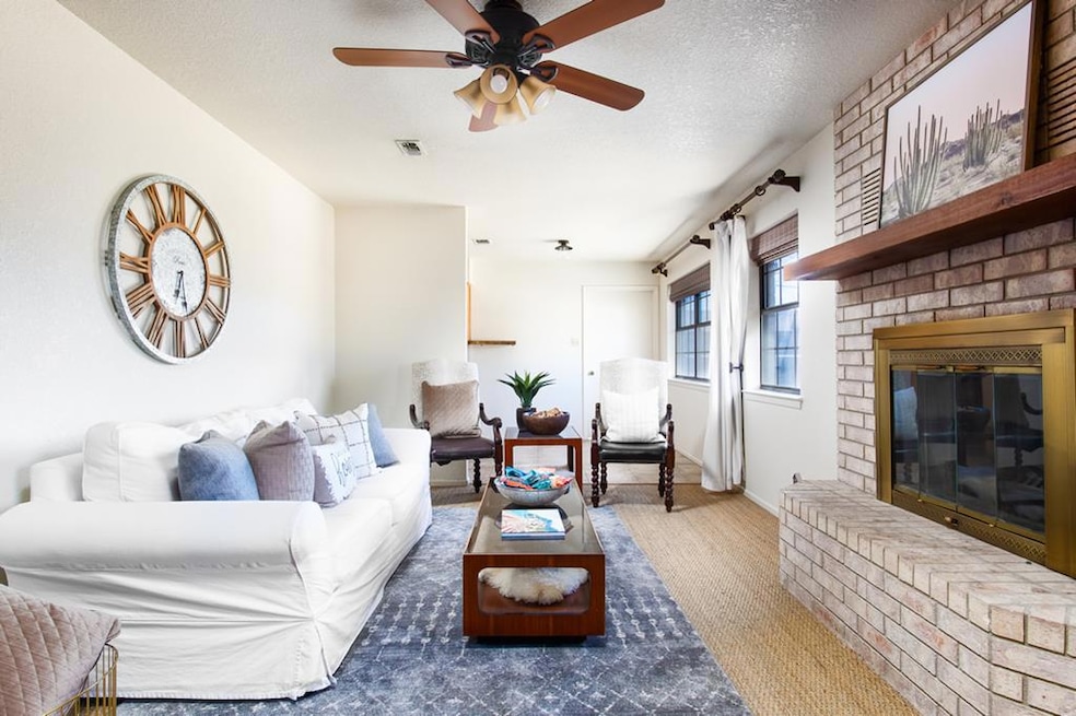 101 W Driftwood Dr, Fredericksburg, TX 78624 - photo 1