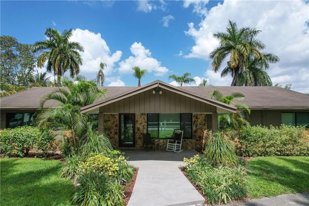 11301 SW 16th St, Davie, FL 33325 - photo 1