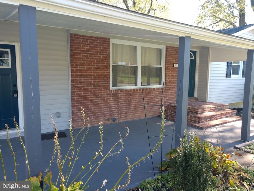 6331 Barnett Ave, Sykesville, MD 21784 - photo 1