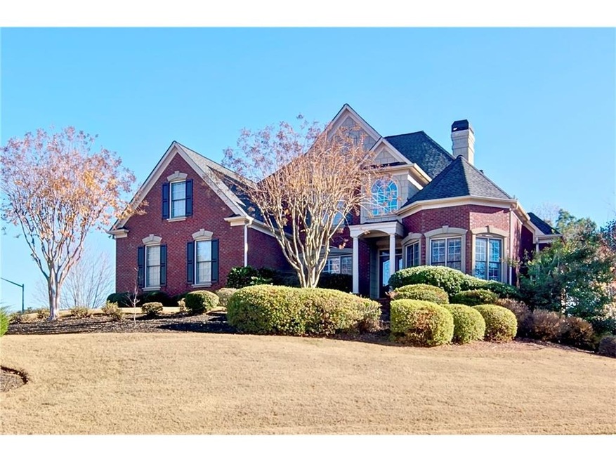Welcome Home to 2007 Gold Leaf Parkway located in 