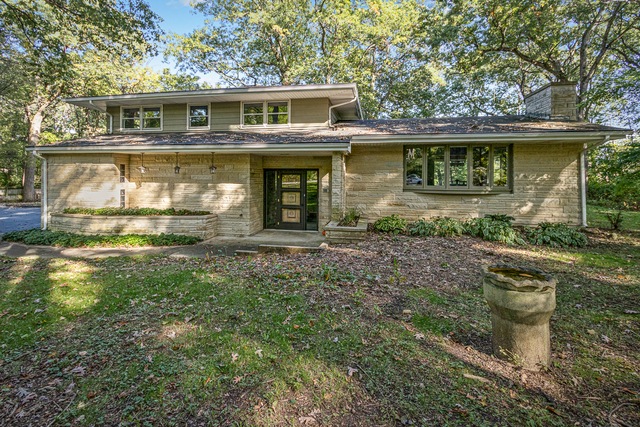 4N861 Grandmas Ln, Saint Charles, IL 60175 - photo 1