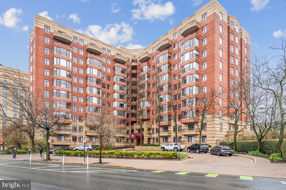 The Charleston unit 401, Arlington, VA 22201 - photo 1