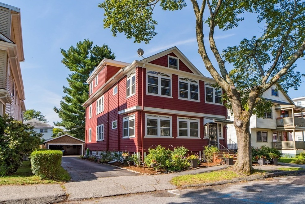 49 Hilton St unit 49, Arlington, MA 02474 - photo 1