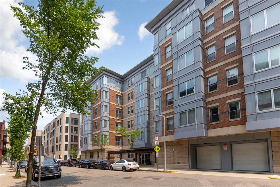 Audubon Park unit 506, Boston, MA 02215 - photo 1