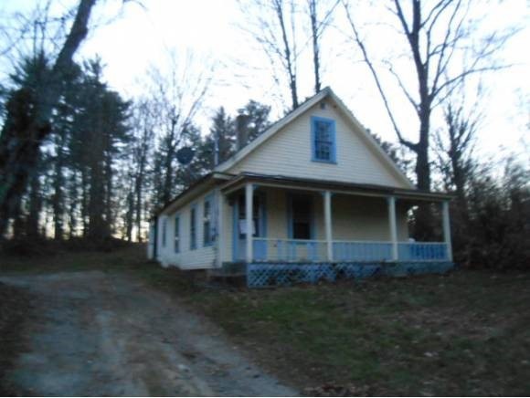 44 Leavitt Rd, Pittsfield, NH 03263 - photo 1