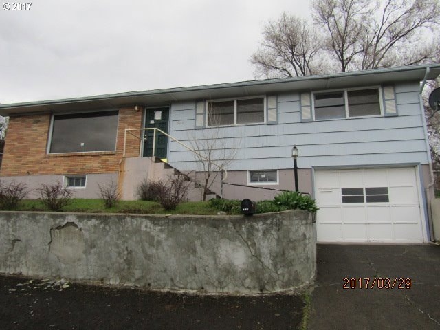 808 NW 5th St, Pendleton, OR 97801 - photo 1