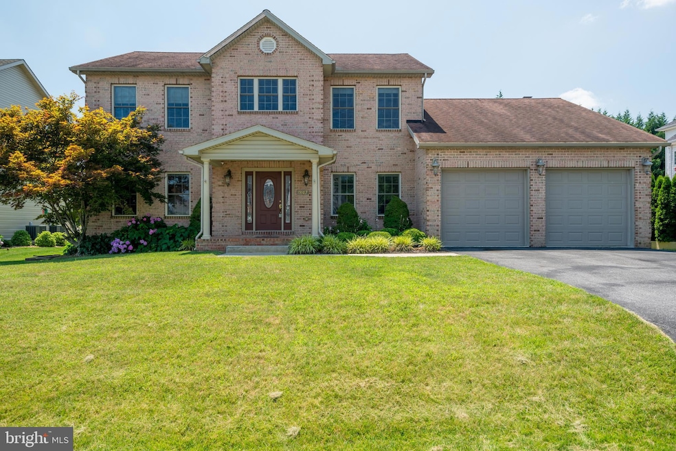 19107 Red Maple Dr, Hagerstown, MD 21742 - photo 1