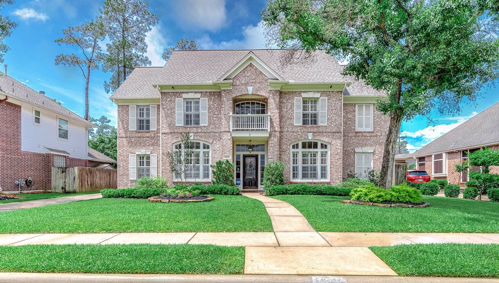 Welcome to 14911 Stonemeade Pl, Cypress, TX 77429 located in the lovely Longwood Village Golf Course Community