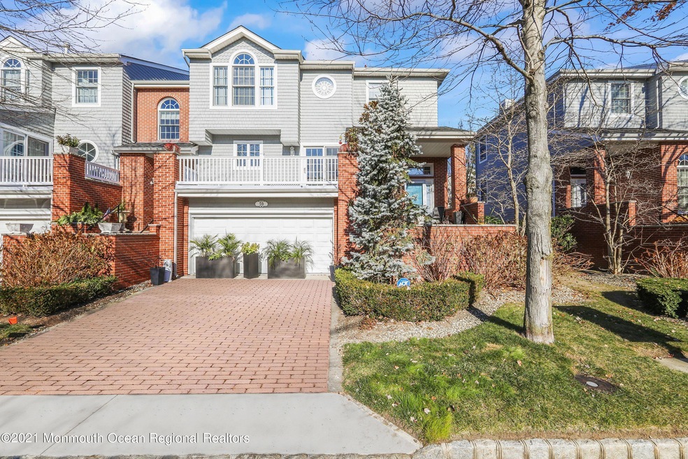 Welcome to 59 Rivergate Way
