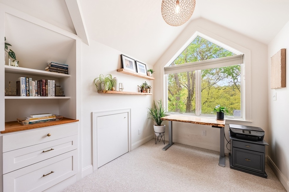 43 Goldsmith St unit 3, Jamaica Plain, MA 02130 - photo 1