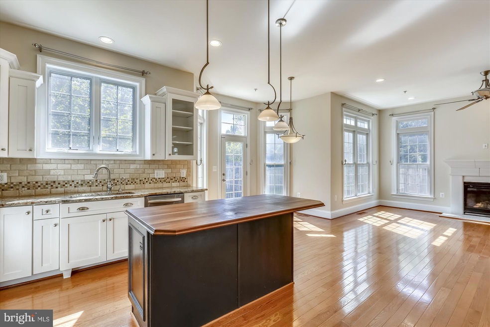 8205 River Quarry Place, Bethesda, MD 20817 - photo 1