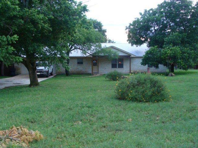 421 Candlelight Cir, Fredericksburg, TX 78624 - photo 1